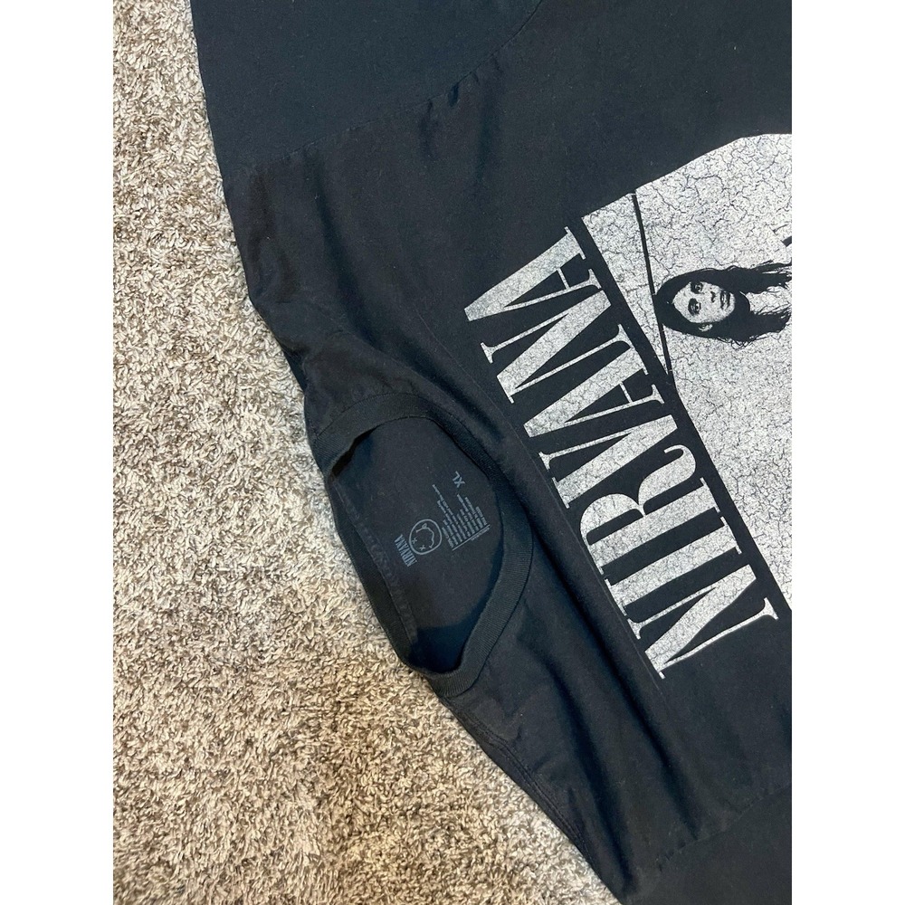Nirvana 2013 Kurt Cobain Rock Black & White Graphic Concert T-Shirt Sz XL - Picture 5 of 5